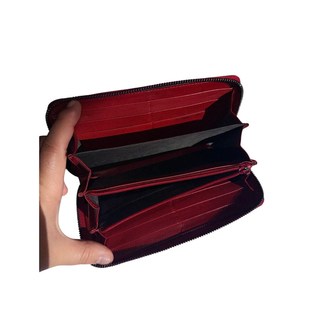 Gucci Long Zip Wallet in Cherry Red - Picture 6 of 8